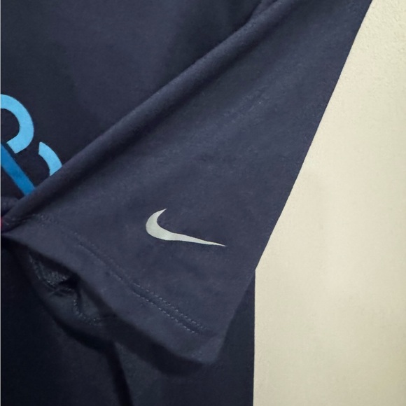 Women’s Dri-Fit Nike Tee Size M Navy - Picture 5 of 8
